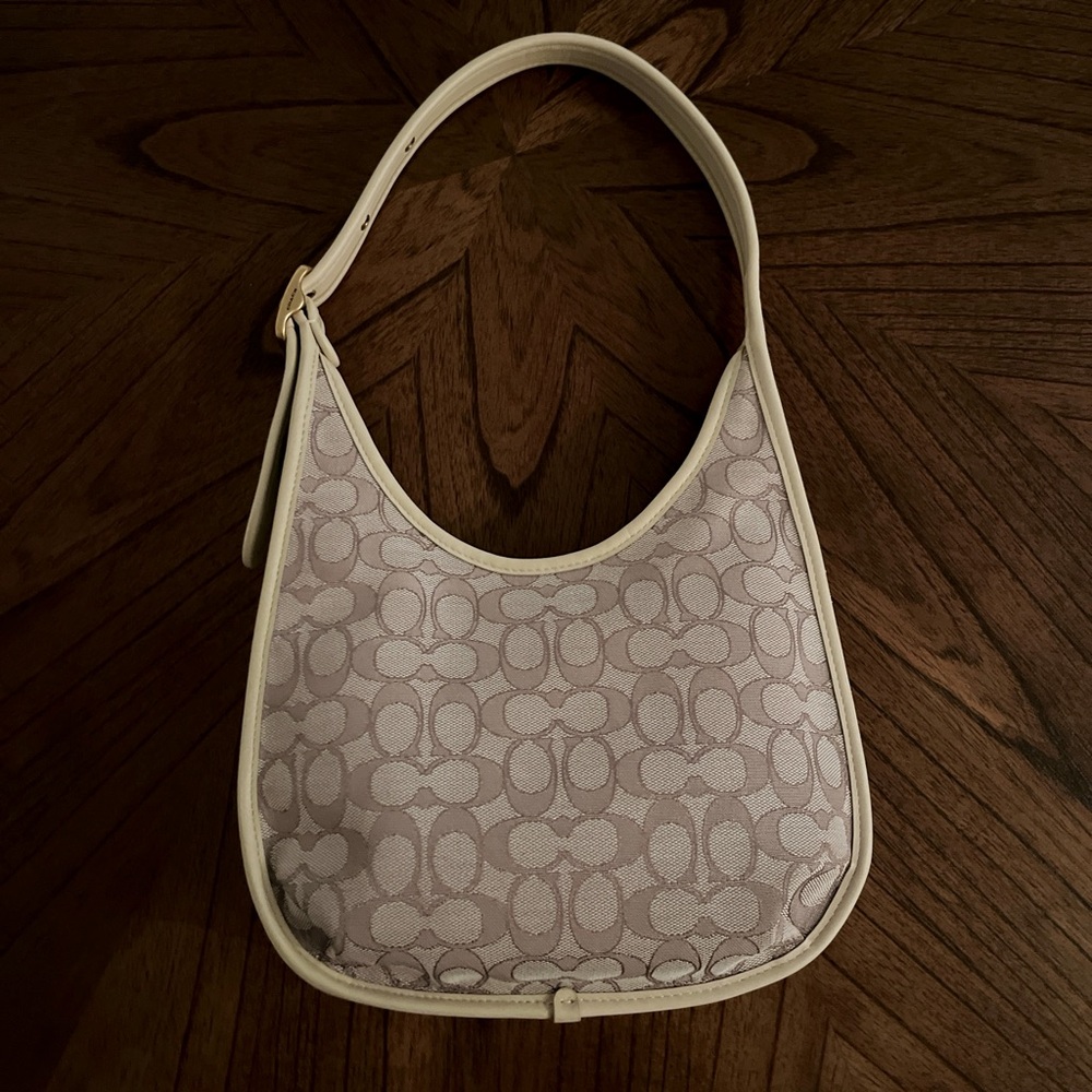 Coach Ergo Shoulder Bag In Ivory Signature Jacquard